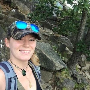 Meet your Posher, Amanda